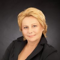 Kimberli Lewis
