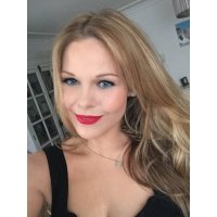 Anke Fuenfstueck