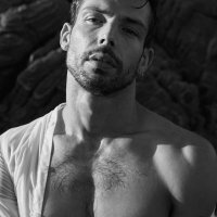 Sammy J Holmes